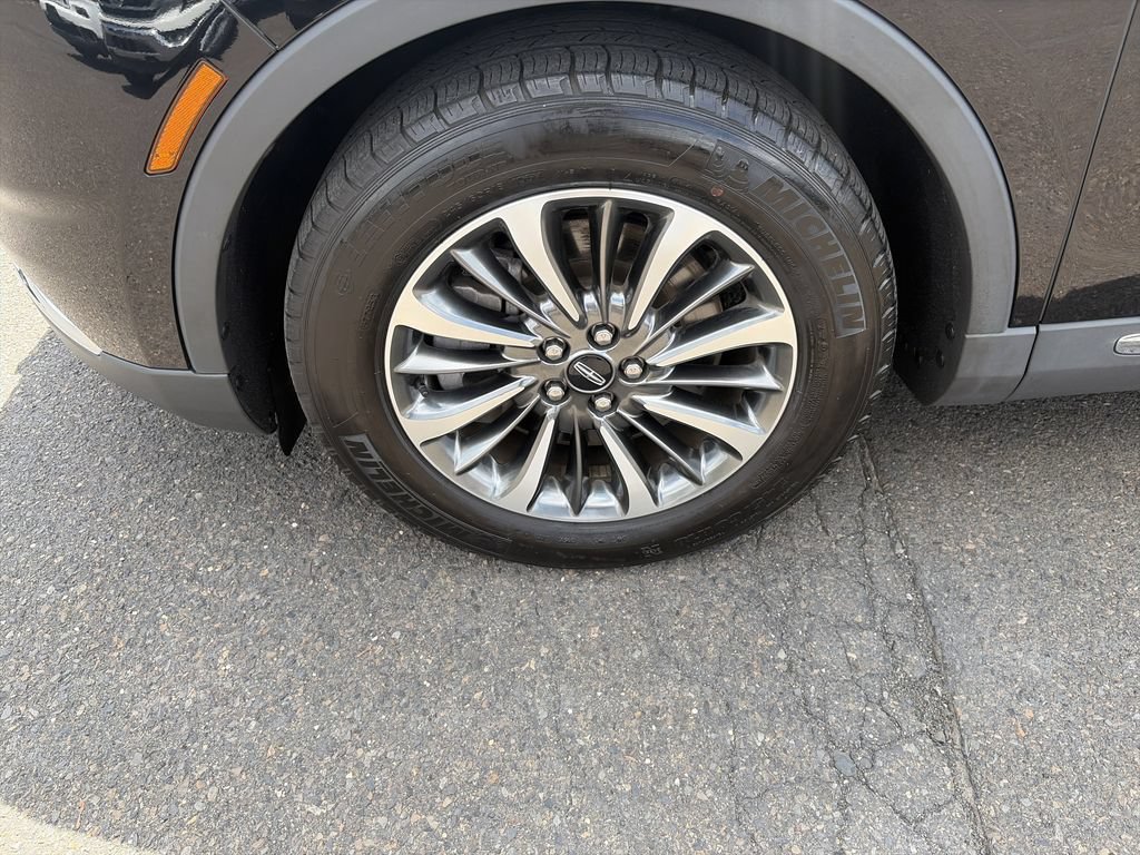 Certified 2023 Lincoln Nautilus Reserve AWD/4WD image 42