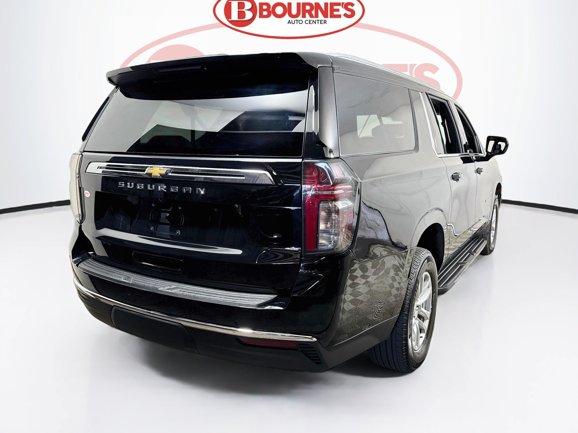 Used 2023 Chevrolet Suburban LS AWD/4WD image 8