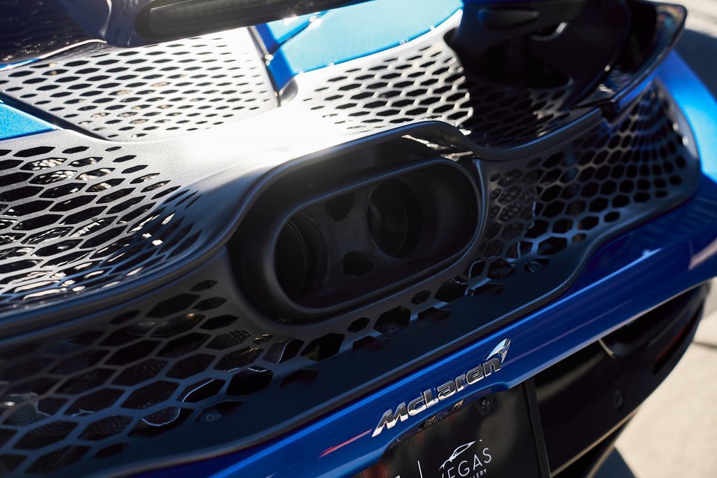 Used 2024 McLaren 750S Spider image 14