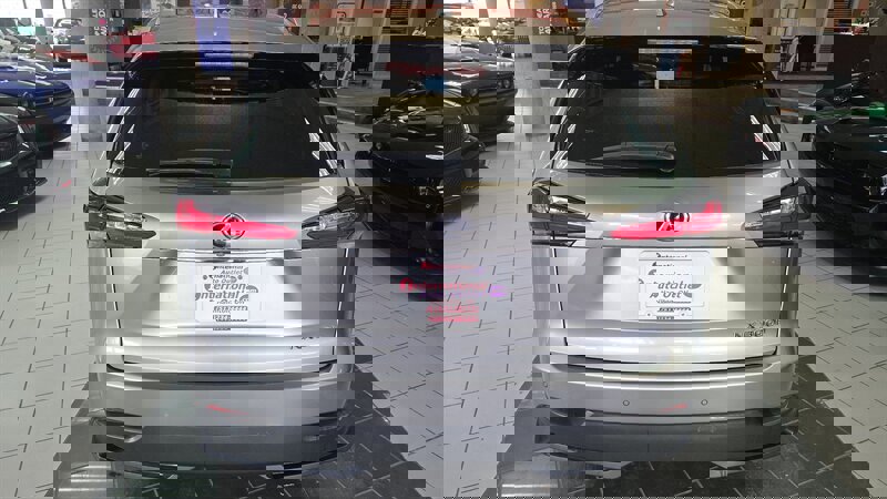 Used 2015 Lexus NX 300h AWD image 7