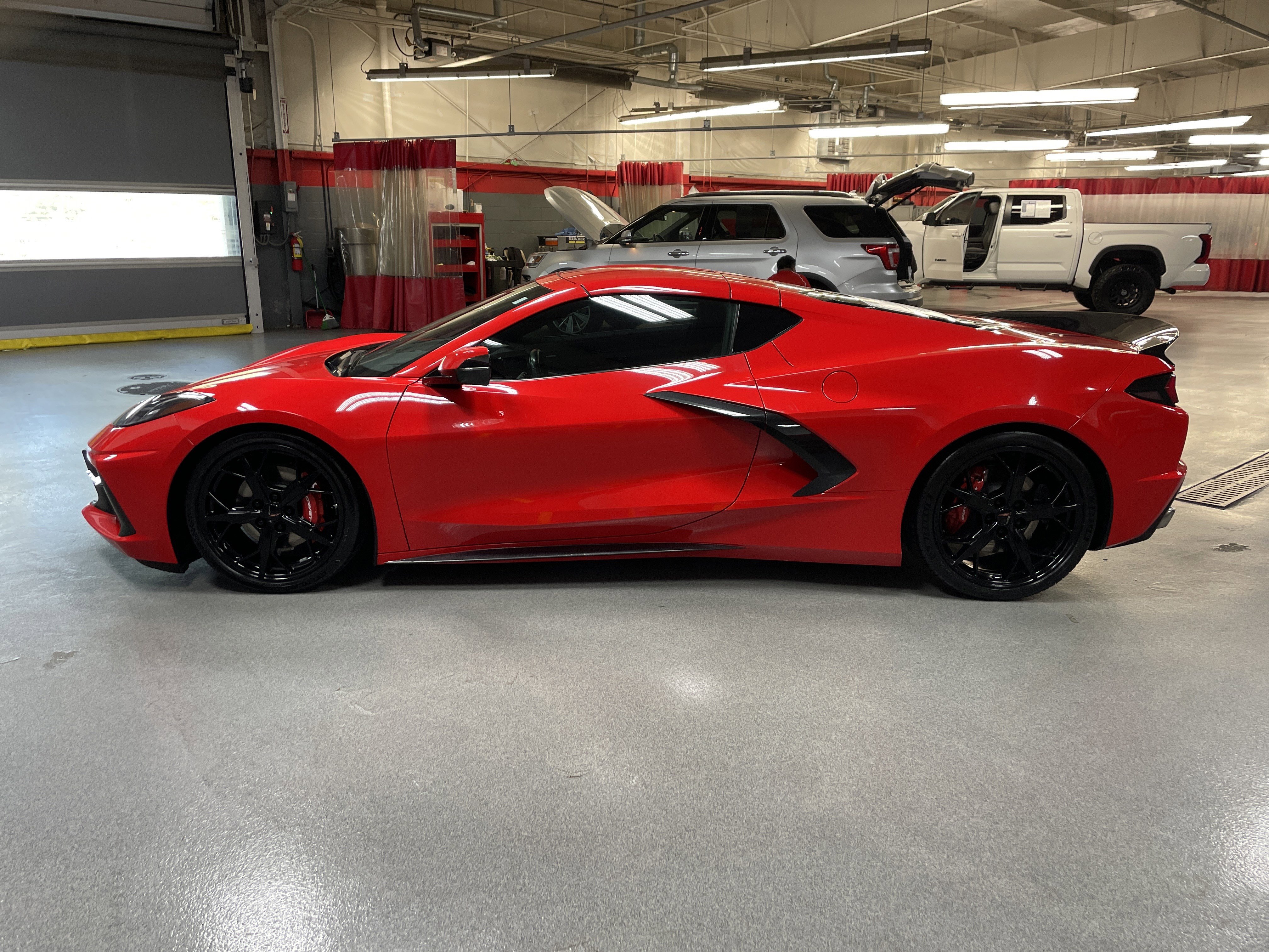 Used 2021 Chevrolet Corvette 1LT image 7