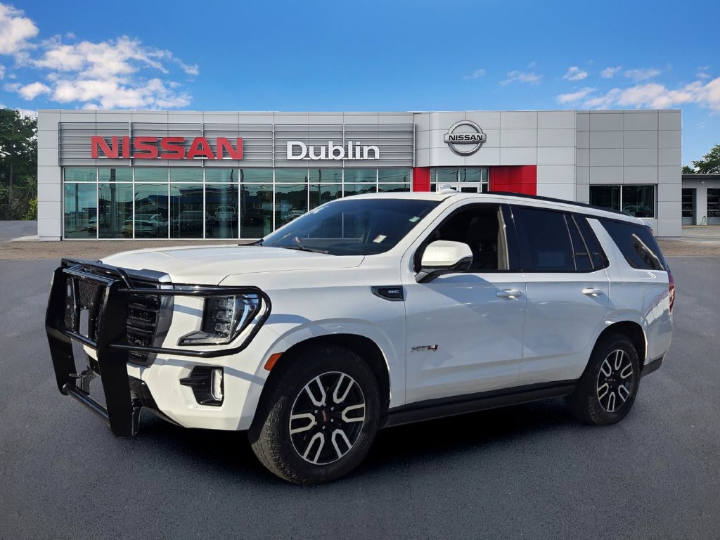 Certified 2023 GMC Yukon AT4 w/ AT4 Premium Plus Package AWD/4WD image 1