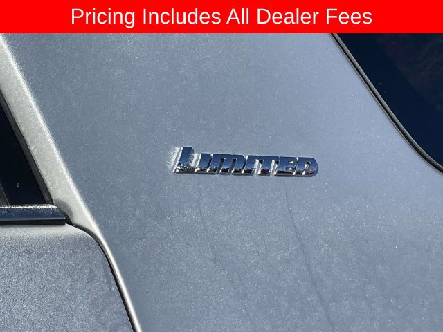 Used 2014 Toyota 4Runner Limited AWD/4WD image 11