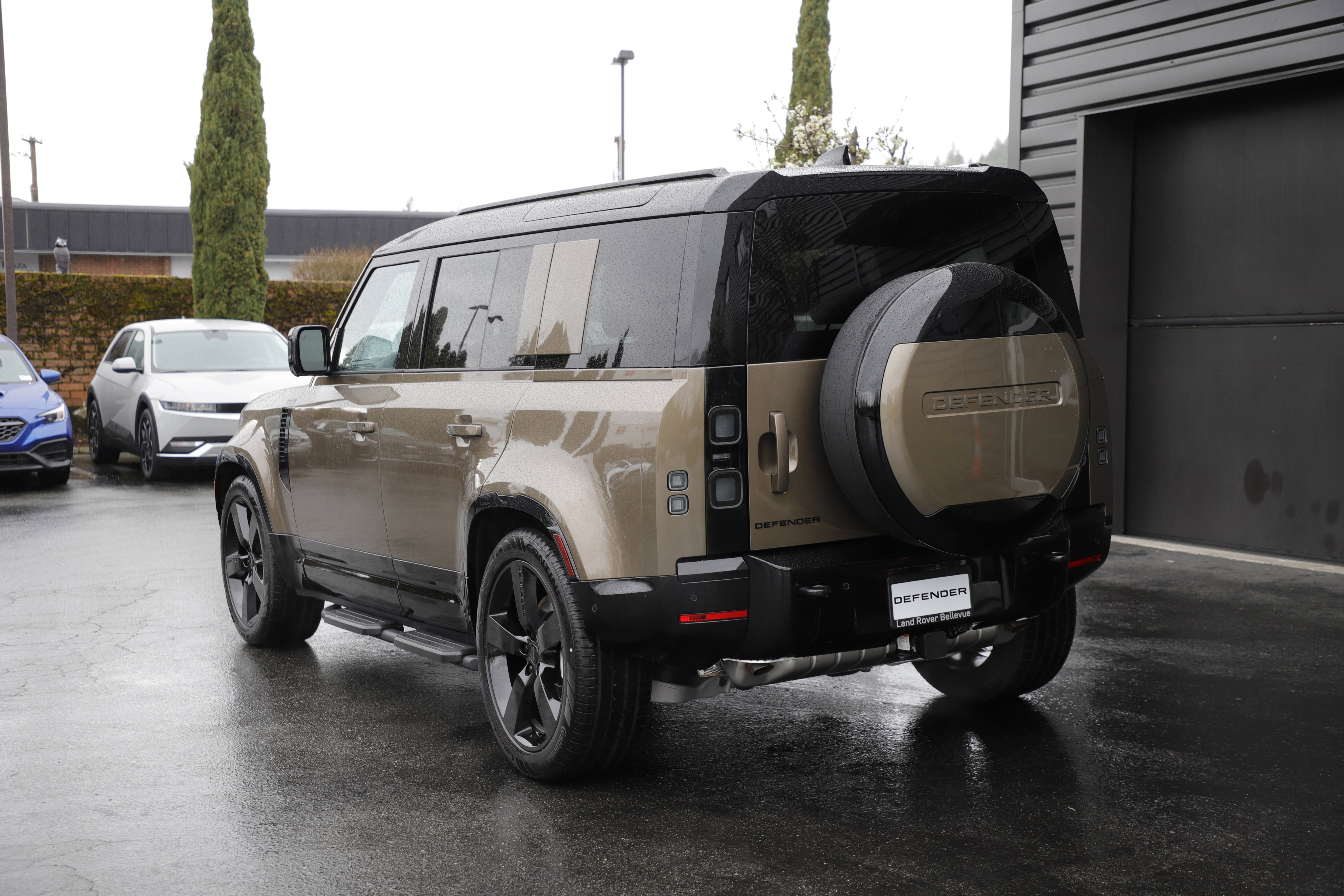 New 2026 Land Rover Defender 110 X-Dynamic SE image 6