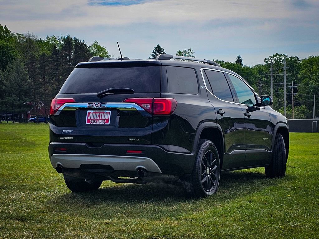 Used 2019 GMC Acadia SLT AWD/4WD image 3