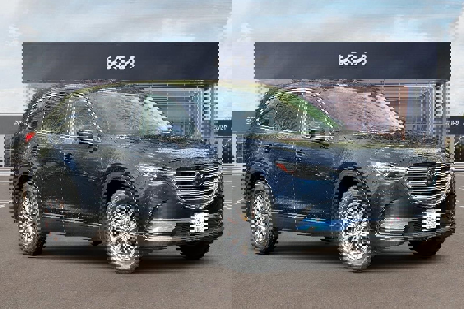 Used 2018 MAZDA CX-9 Sport image 2