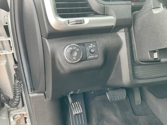 Used 2016 GMC Acadia SLE AWD/4WD image 18