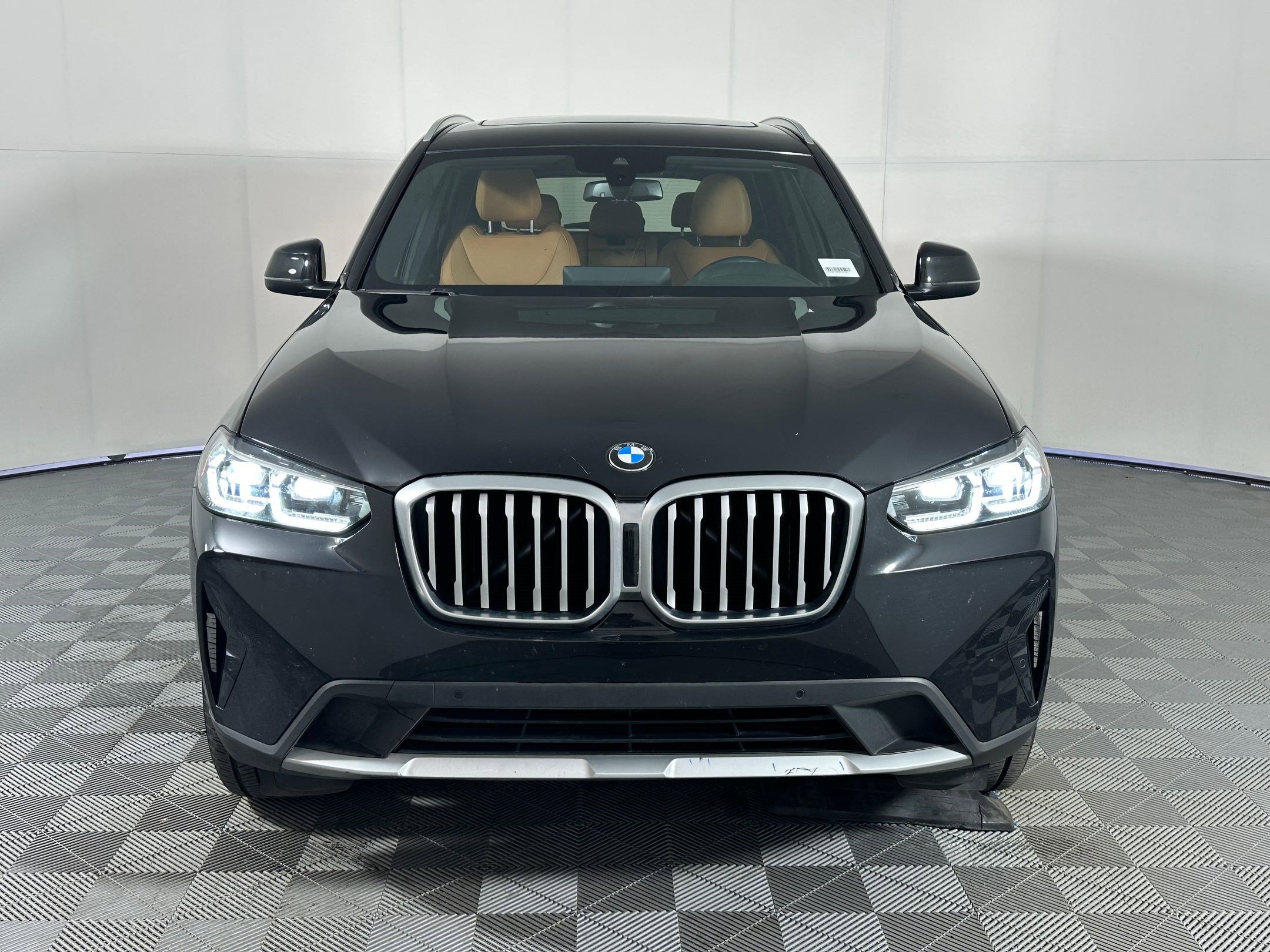 Certified 2023 BMW X3 xDrive30i w/ Premium Package image 5