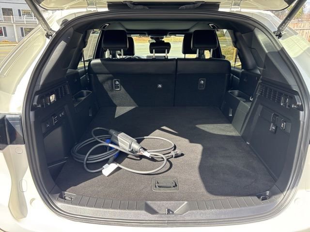 Certified 2025 MAZDA CX-70 Plug-In Hybrid w/ Premium Plus AWD/4WD image 13