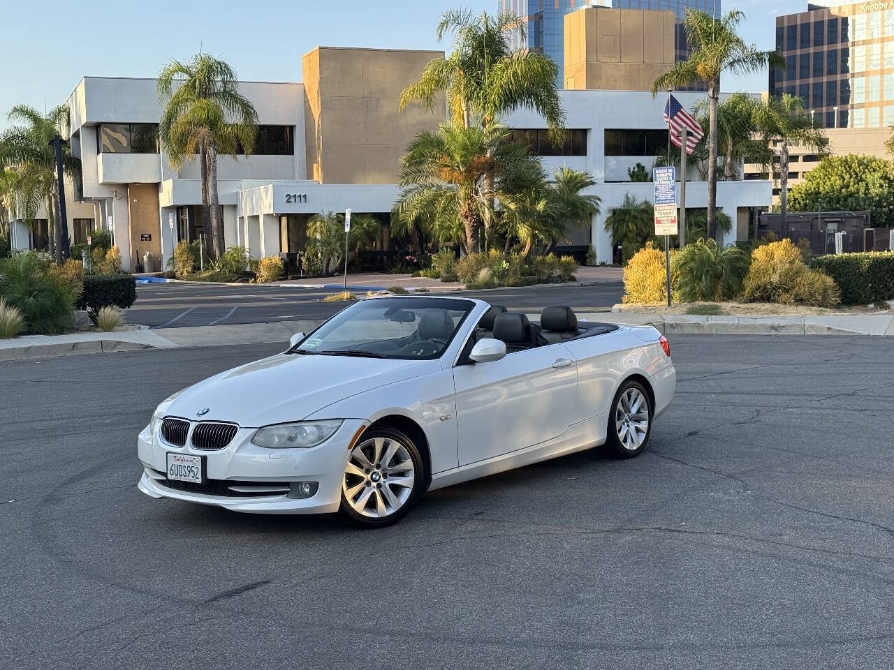 Used 2011 BMW 328i Convertible RWD image 6