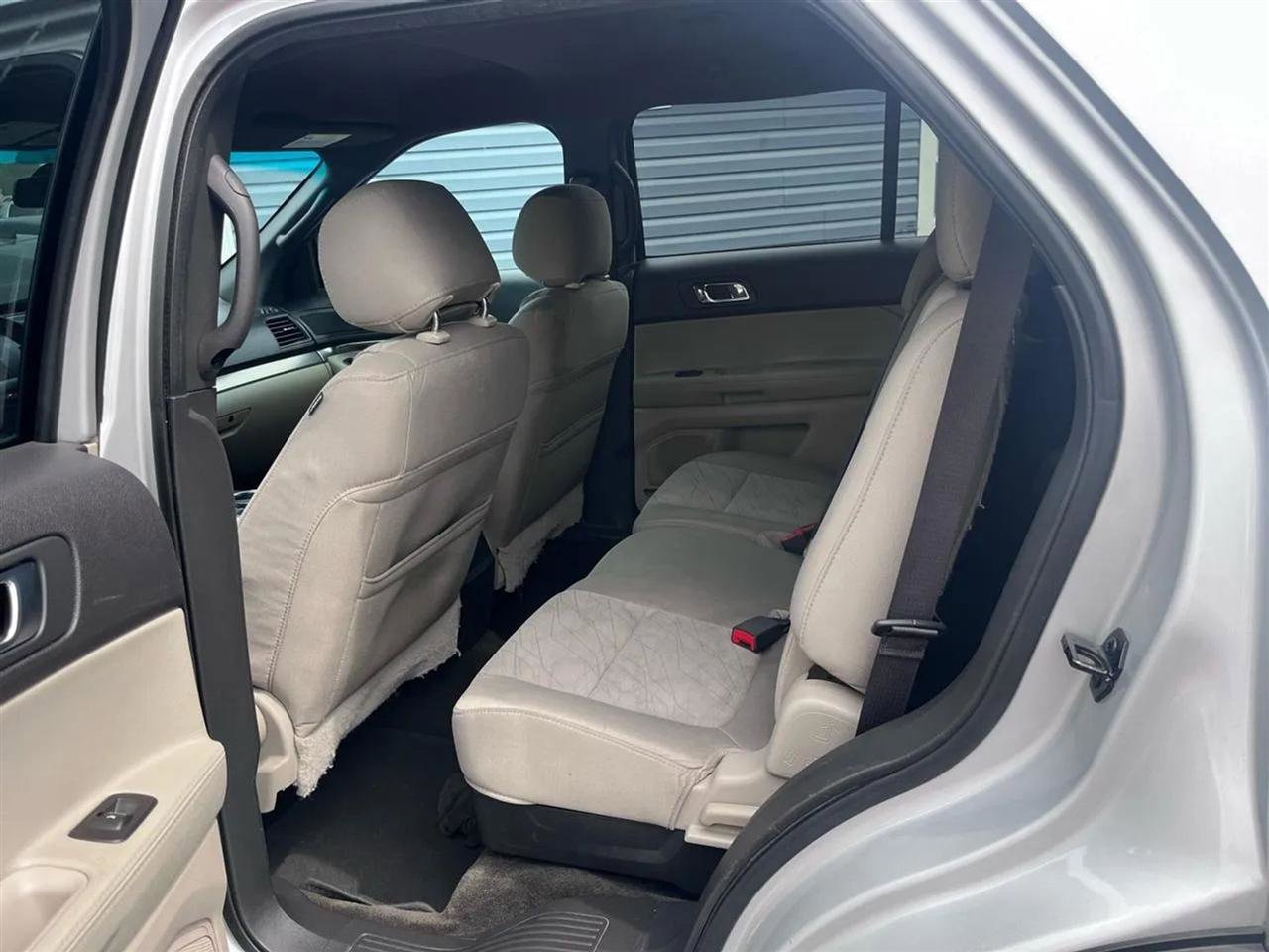 Used 2015 Ford Explorer 4WD image 13