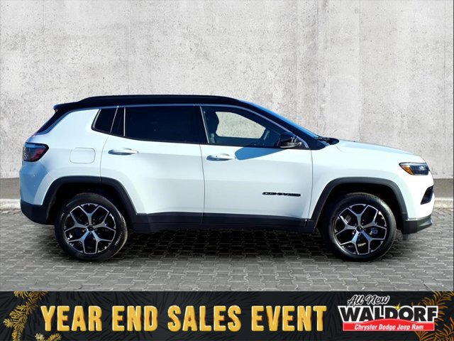 New 2026 Jeep Compass Limited image 2