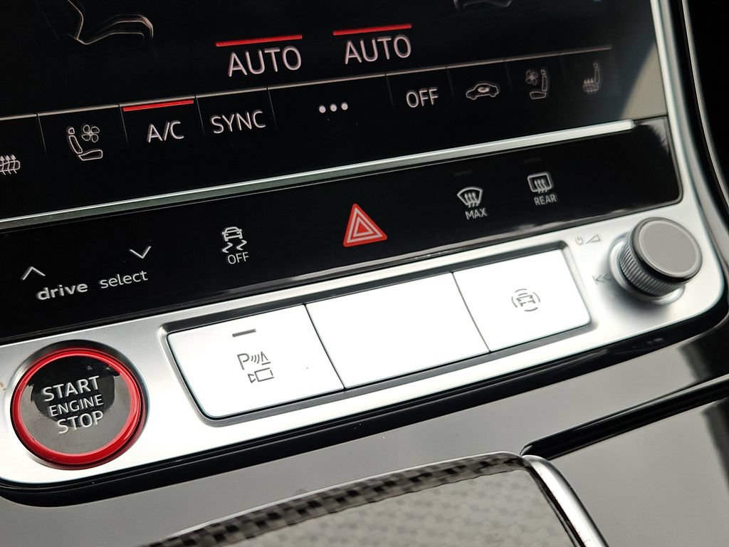 Certified 2023 Audi S8 AWD/4WD image 18