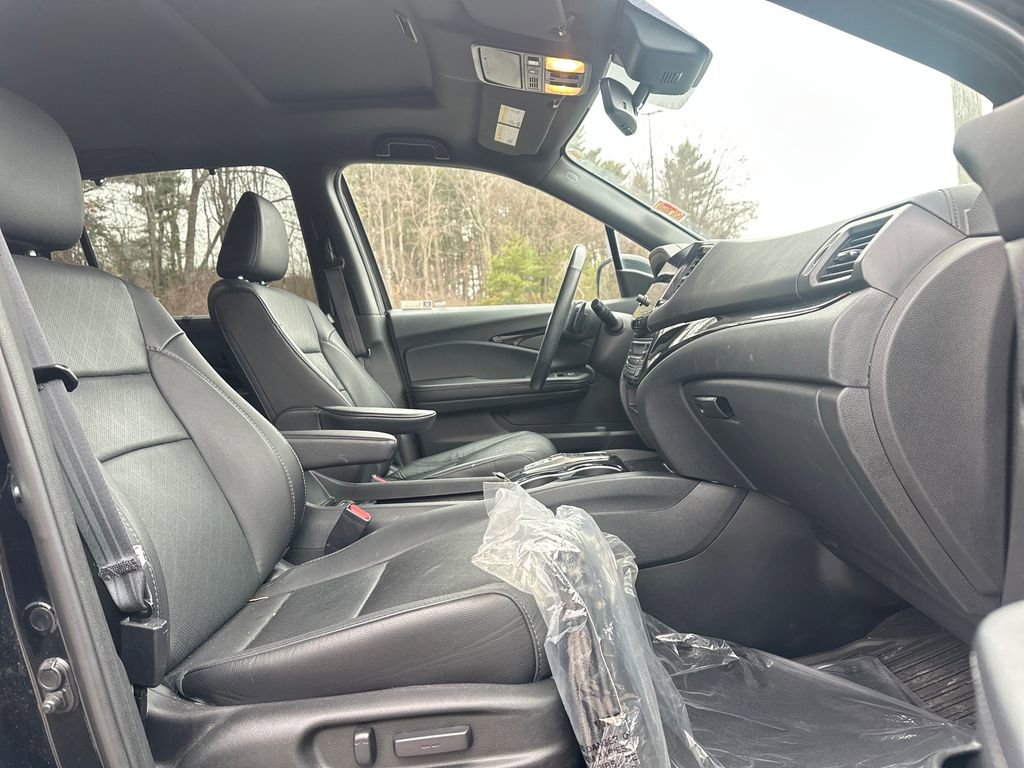 Used 2022 Honda Passport Elite image 16