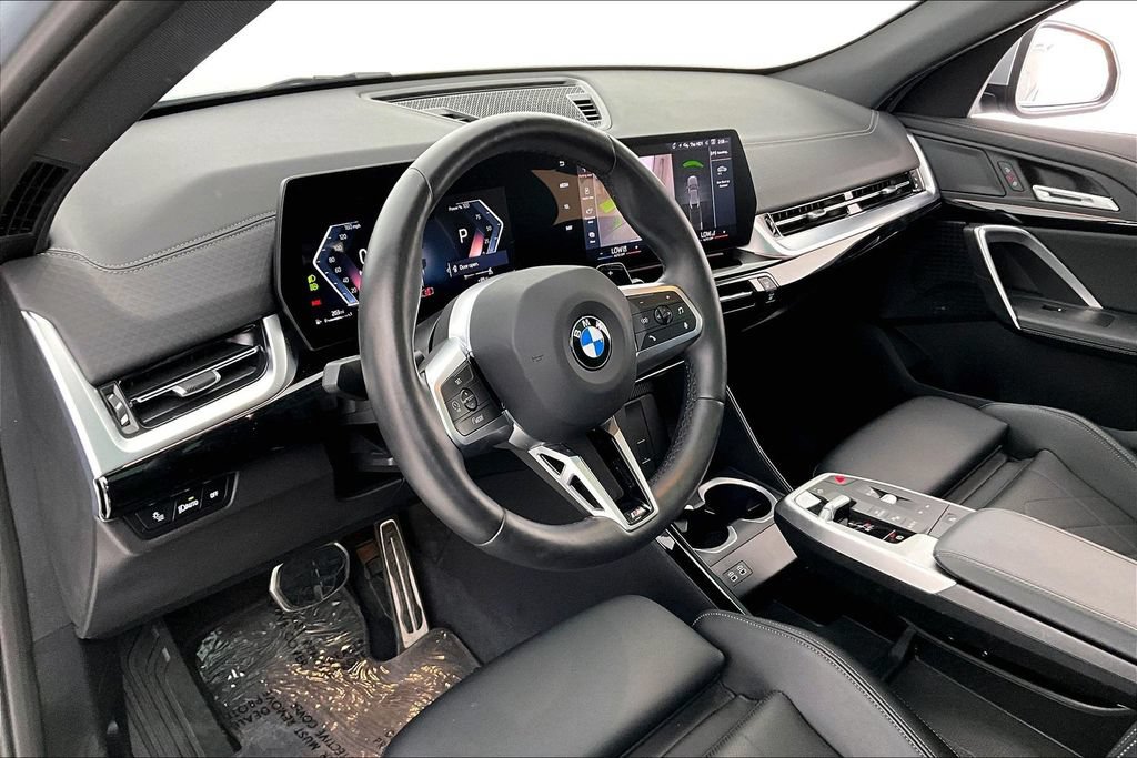Used 2025 BMW X2 xDrive28i AWD/4WD image 15