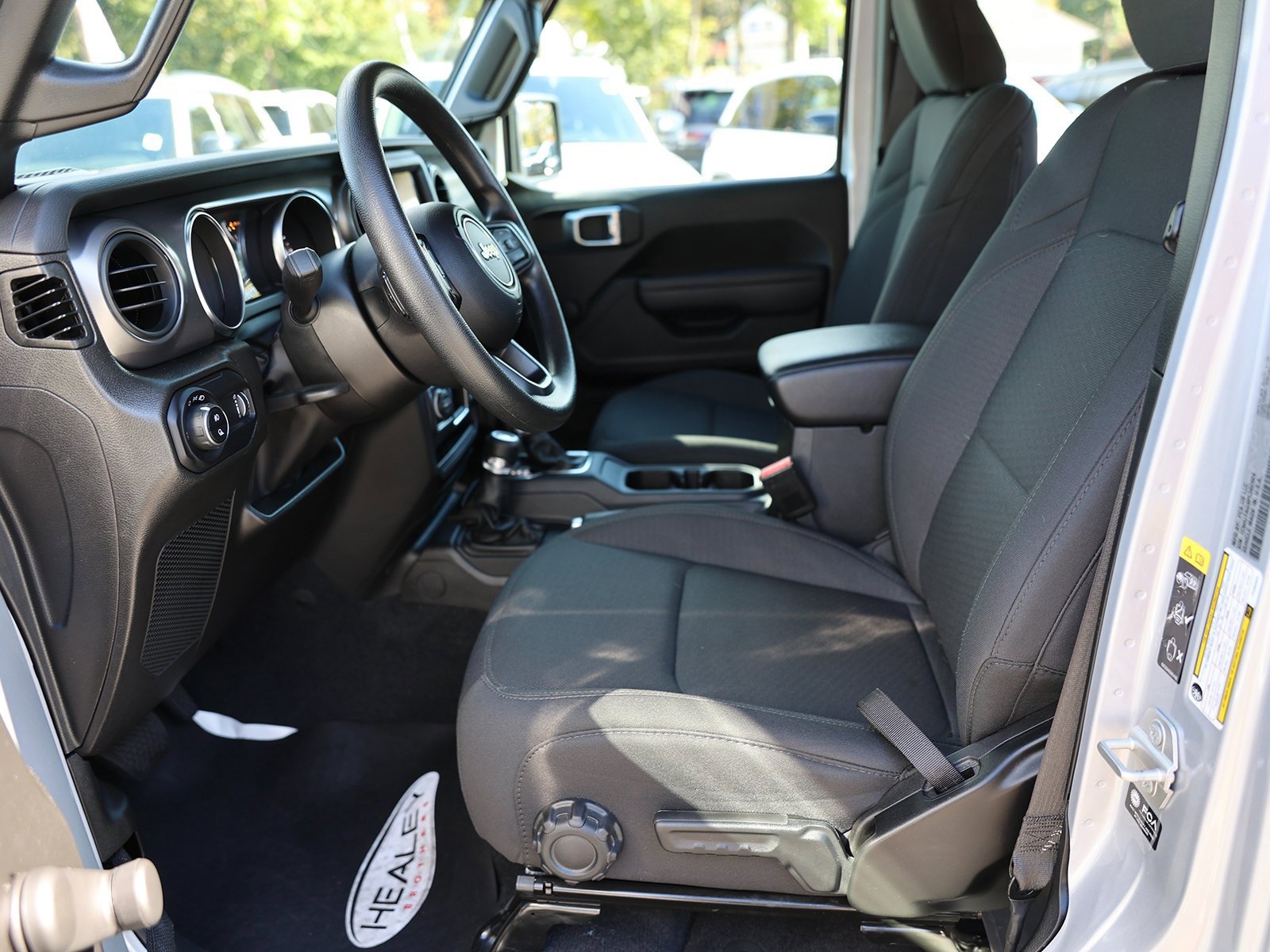 Used 2023 Jeep Gladiator Sport w/ Trailer Tow Package image 17