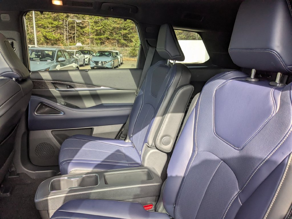 New 2026 INFINITI QX60 Sport w/ Dark Cargo Package AWD/4WD image 25