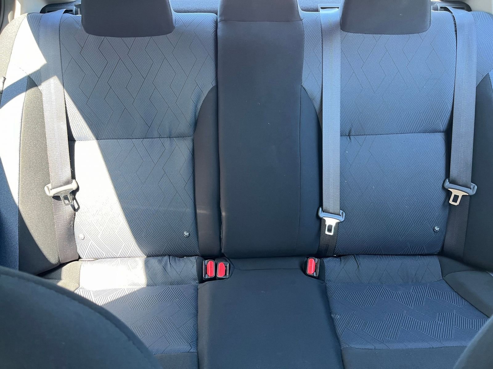 Used 2025 Nissan Versa SV image 34