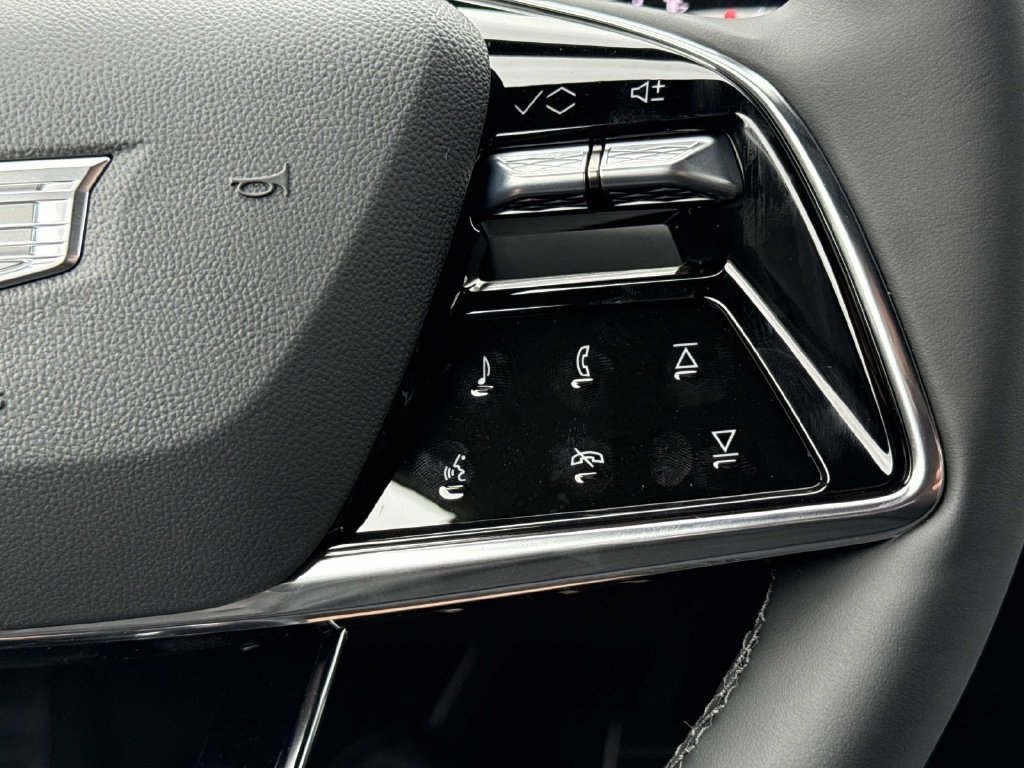 New 2027 Cadillac Lyriq Luxury RWD image 15