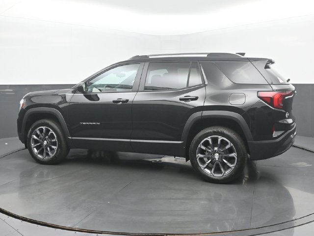 New 2027 GMC Terrain Elevation w/ Elevation Premium Package FWD image 3