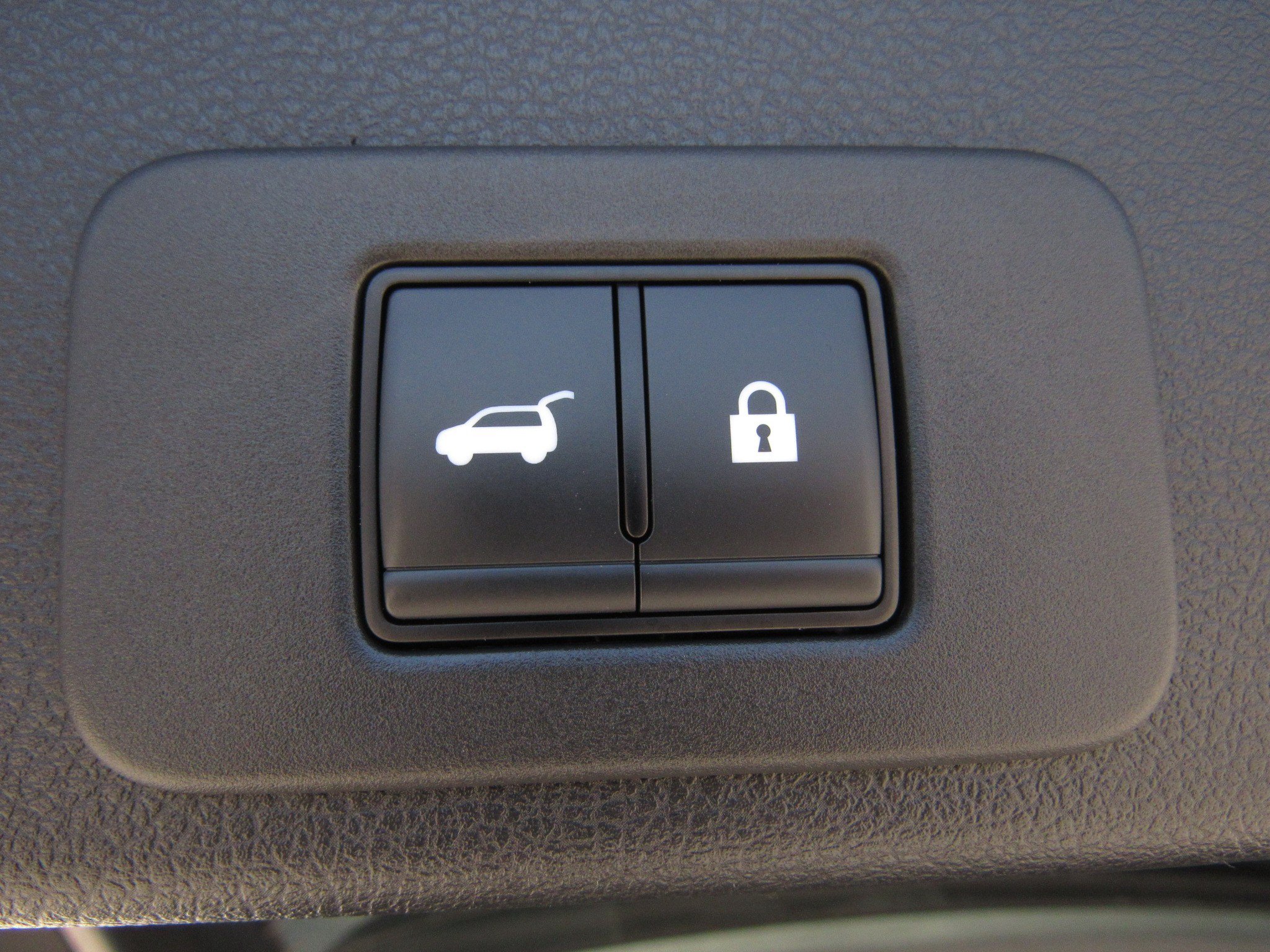 Used 2025 Nissan Murano SL AWD/4WD image 14