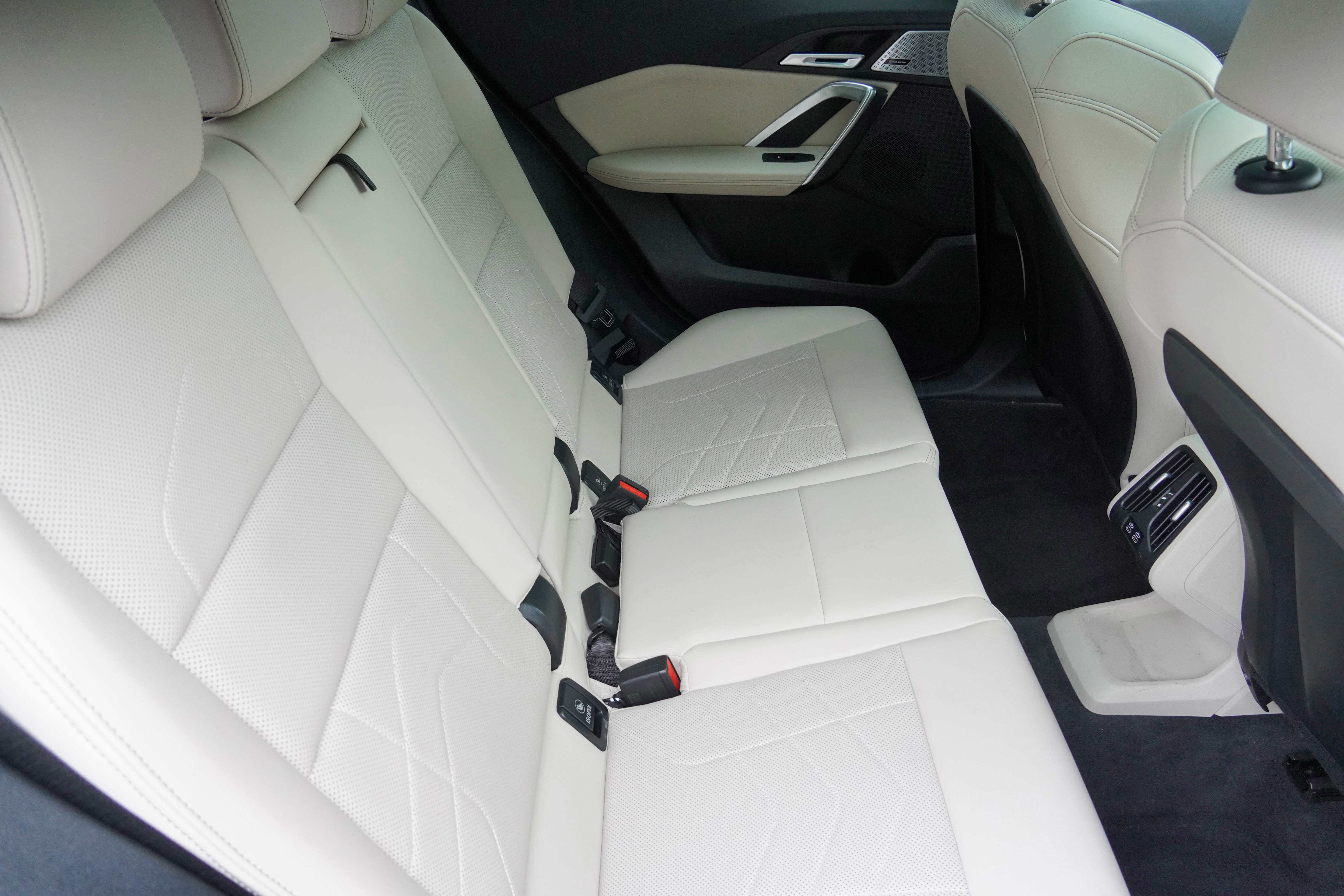 Certified 2025 BMW X2 M35i w/ Premium Package AWD/4WD image 35