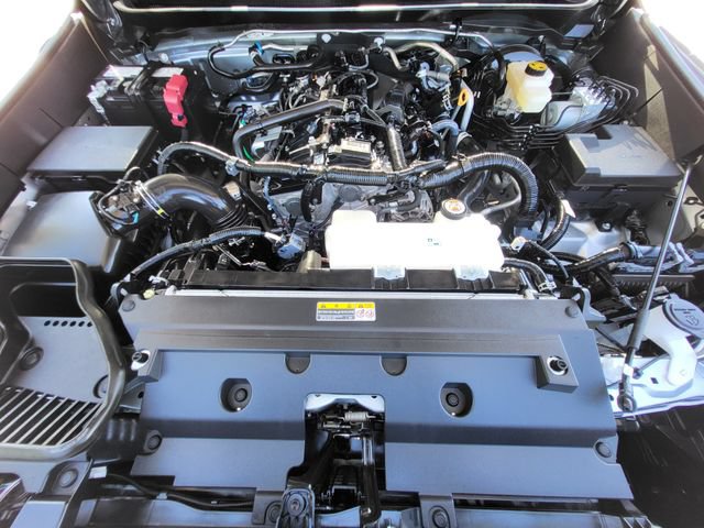 Used 2024 Toyota Tacoma SR5 AWD/4WD image 11