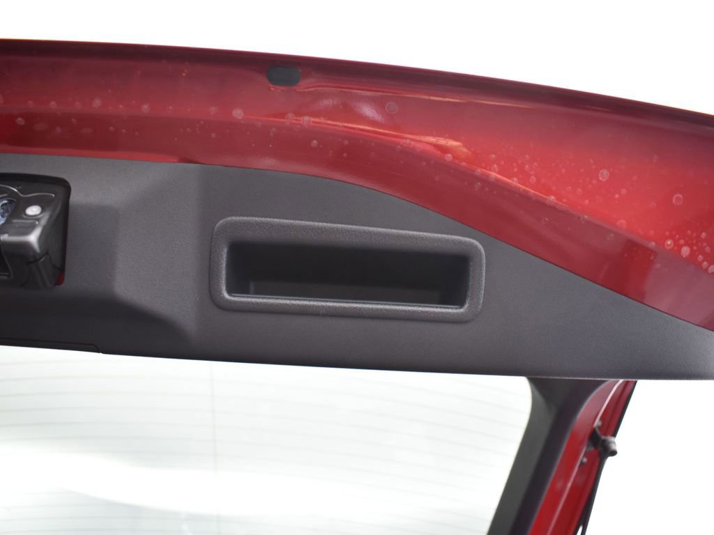 Certified 2025 Subaru Solterra Premium image 27