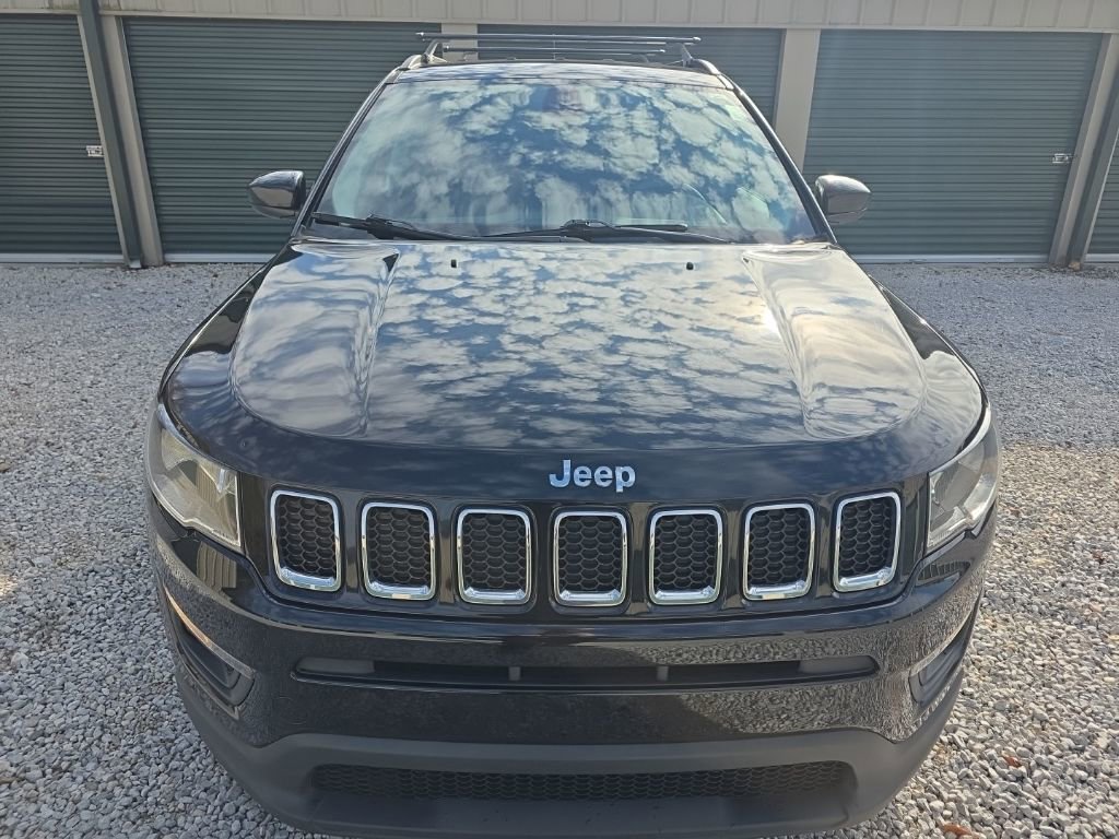 Used 2018 Jeep Compass Latitude w/ Popular Equipment Group image 11
