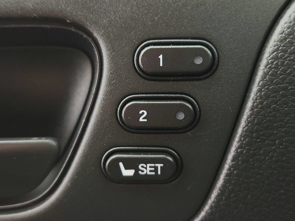 Used 2023 Honda Odyssey EX-L image 19