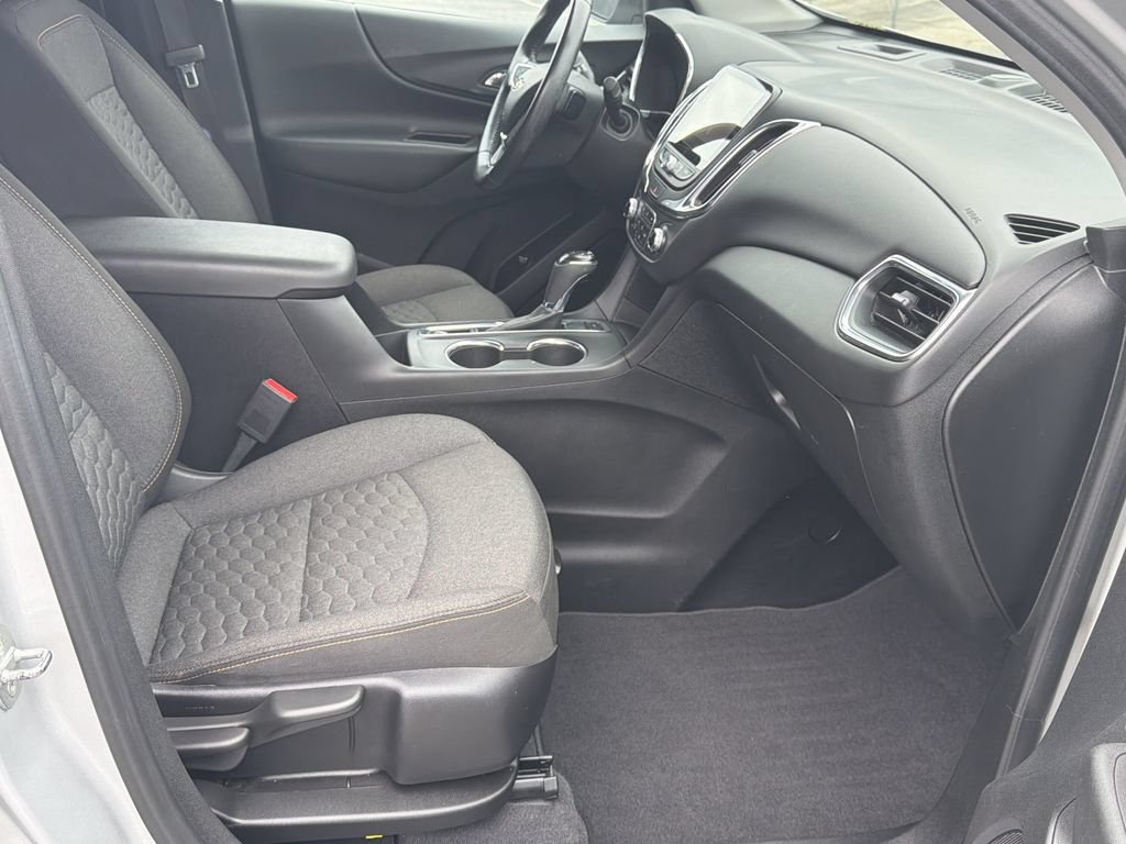 Used 2020 Chevrolet Equinox LT AWD/4WD image 9