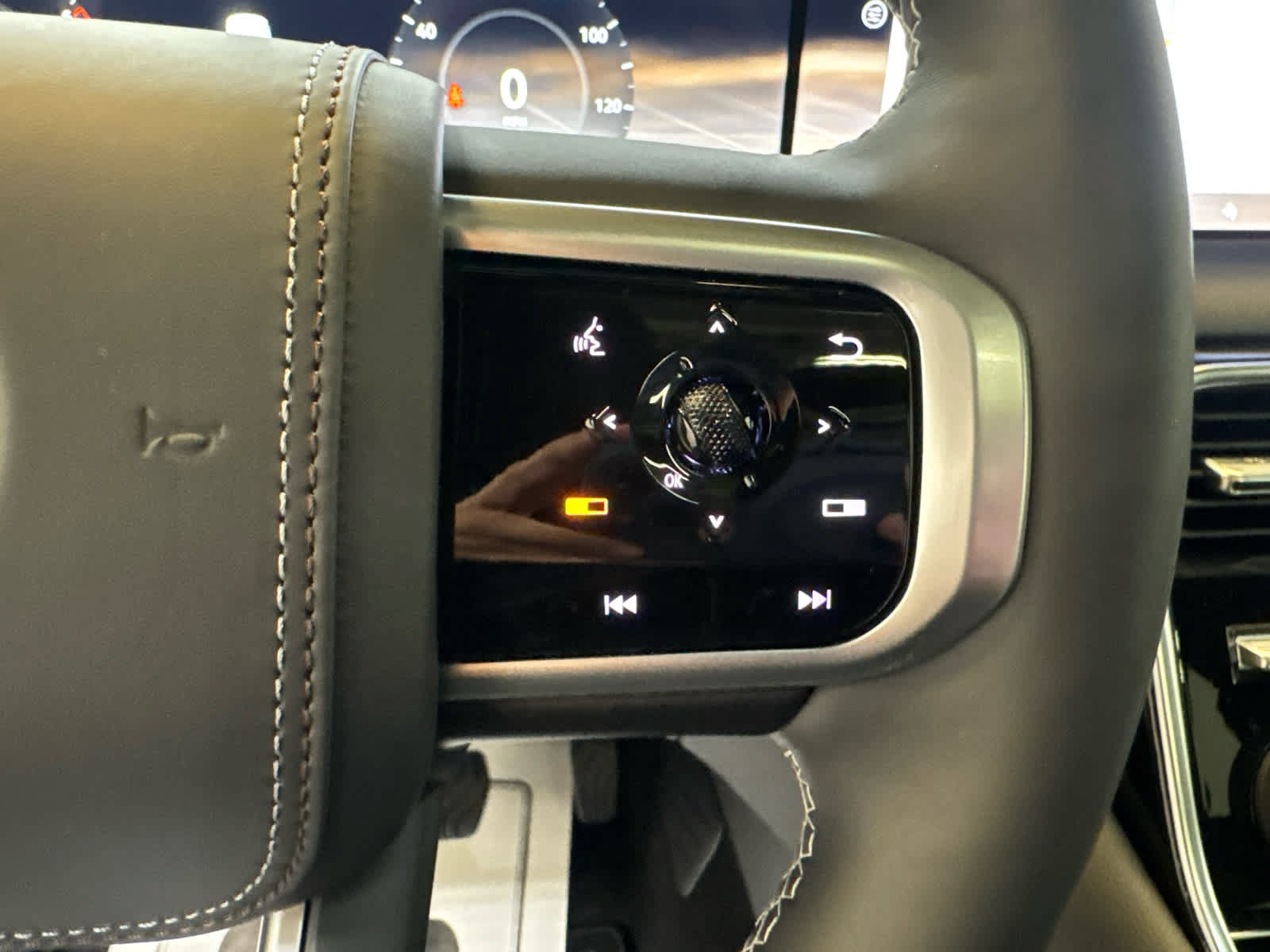 Certified 2026 Nissan Armada Platinum Reserve AWD/4WD image 28