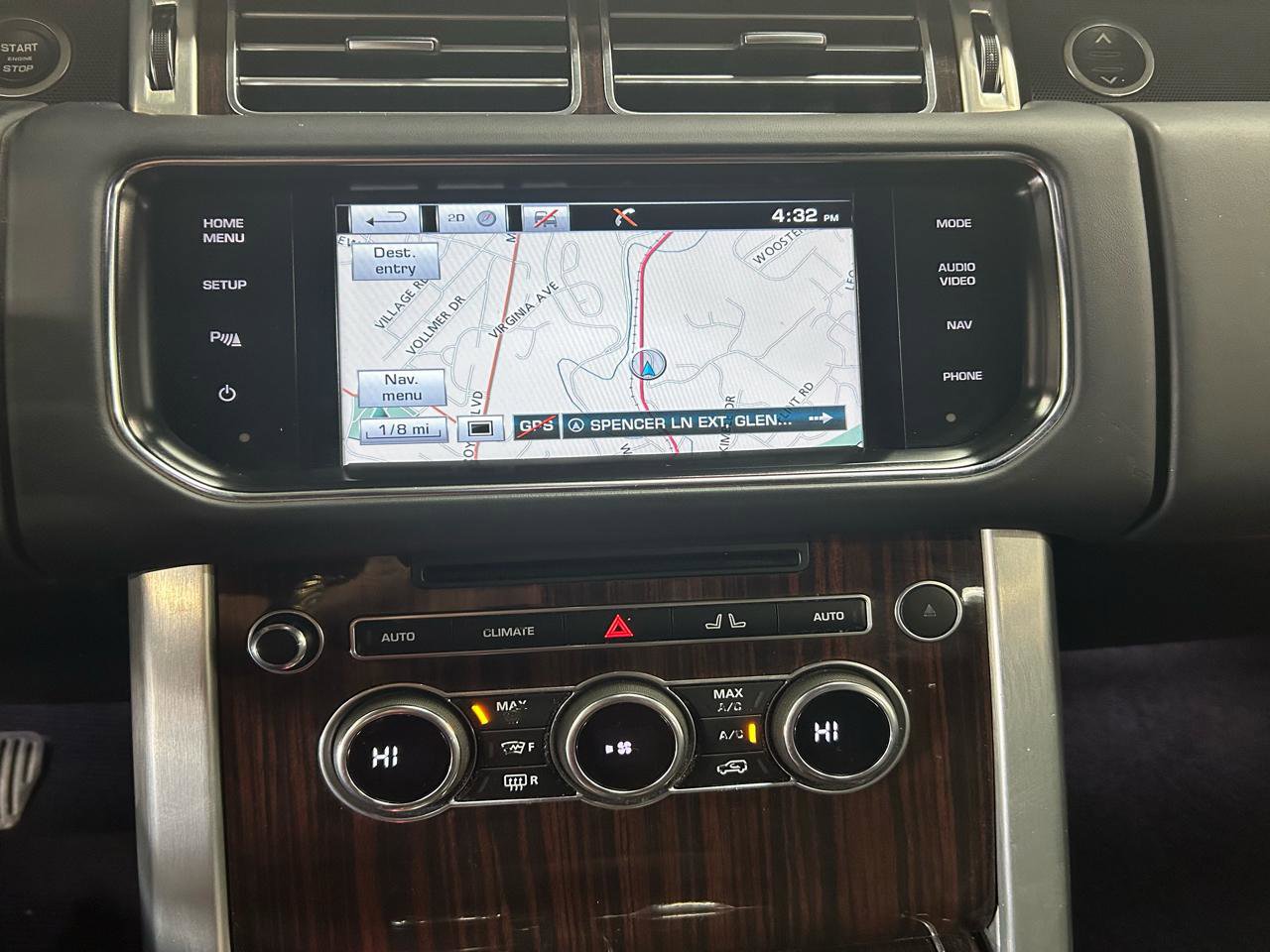 Used 2014 Land Rover Range Rover HSE AWD/4WD image 13