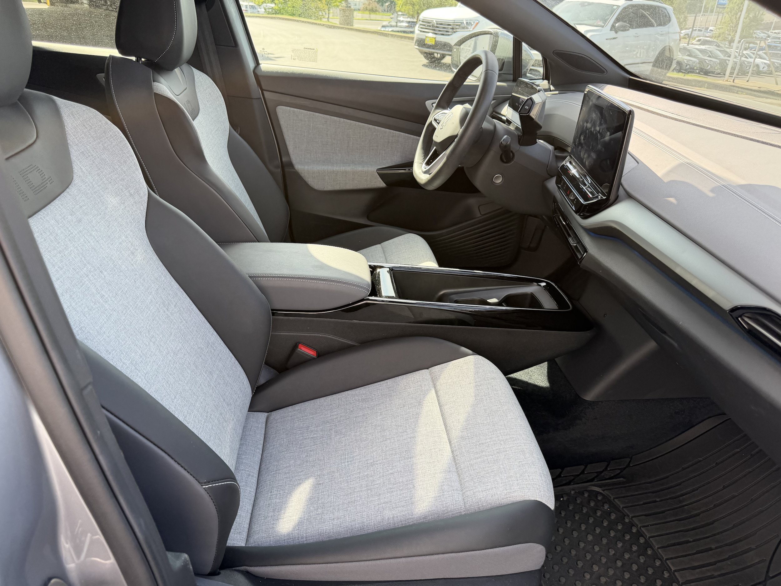 Used 2023 Volkswagen ID.4 Pro AWD/4WD image 32