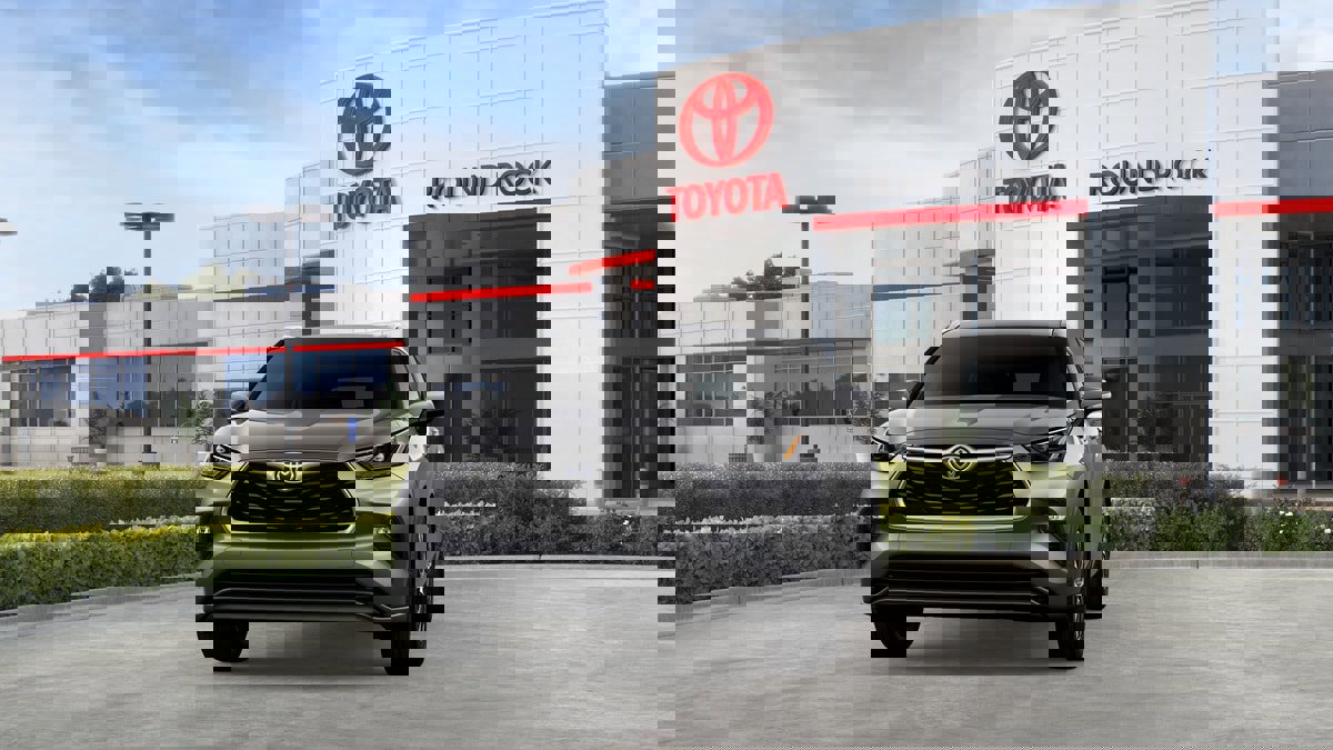 New 2026 Toyota Highlander XLE image 18