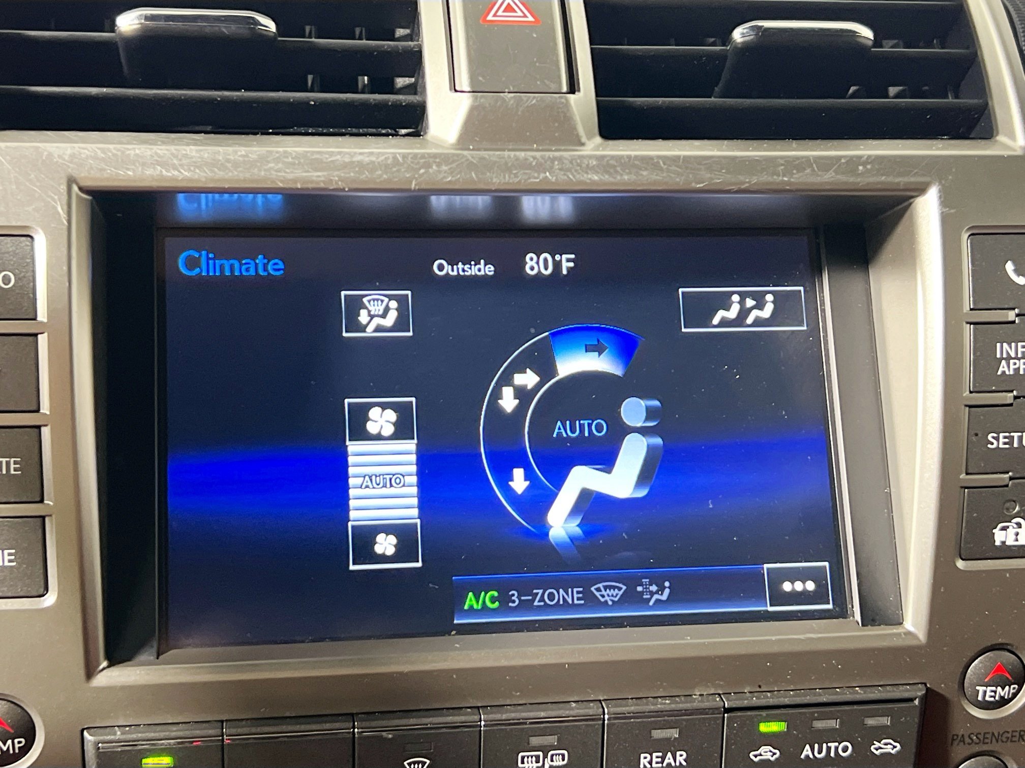 Used 2021 Lexus GX 460 Premium w/ Premium Package AWD/4WD image 26