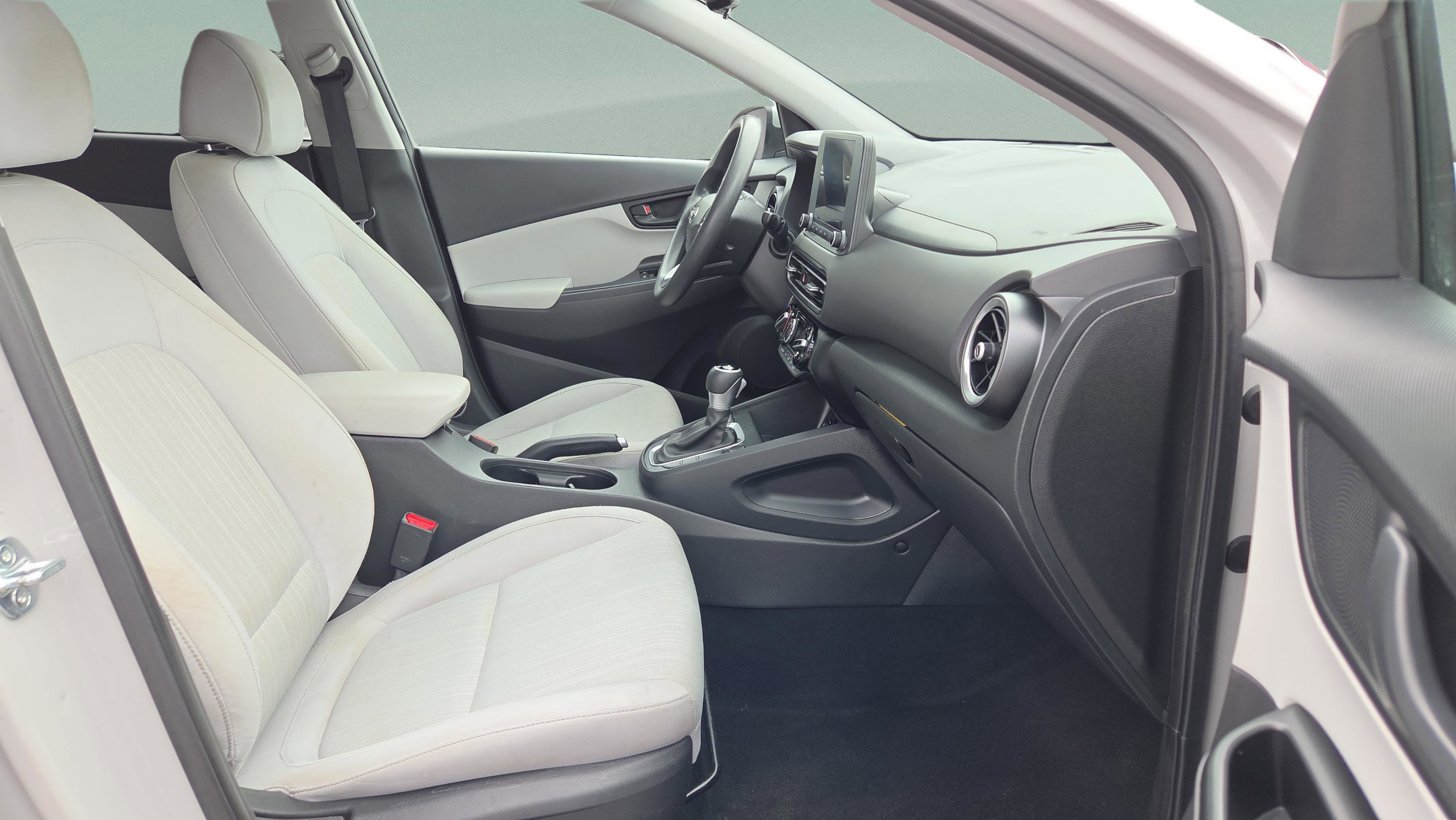 Used 2023 Hyundai Kona SEL FWD image 16