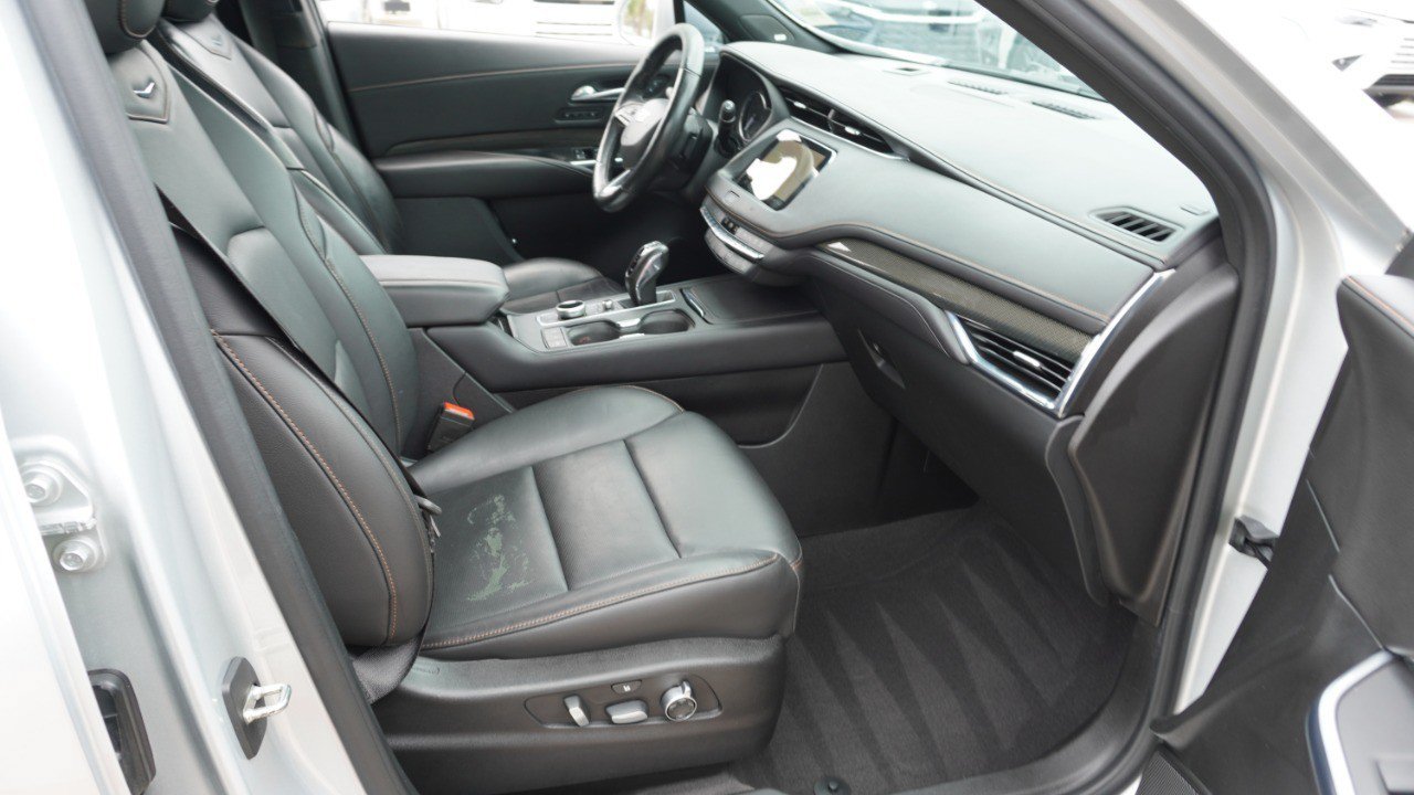 Used 2019 Cadillac XT4 Sport FWD image 13