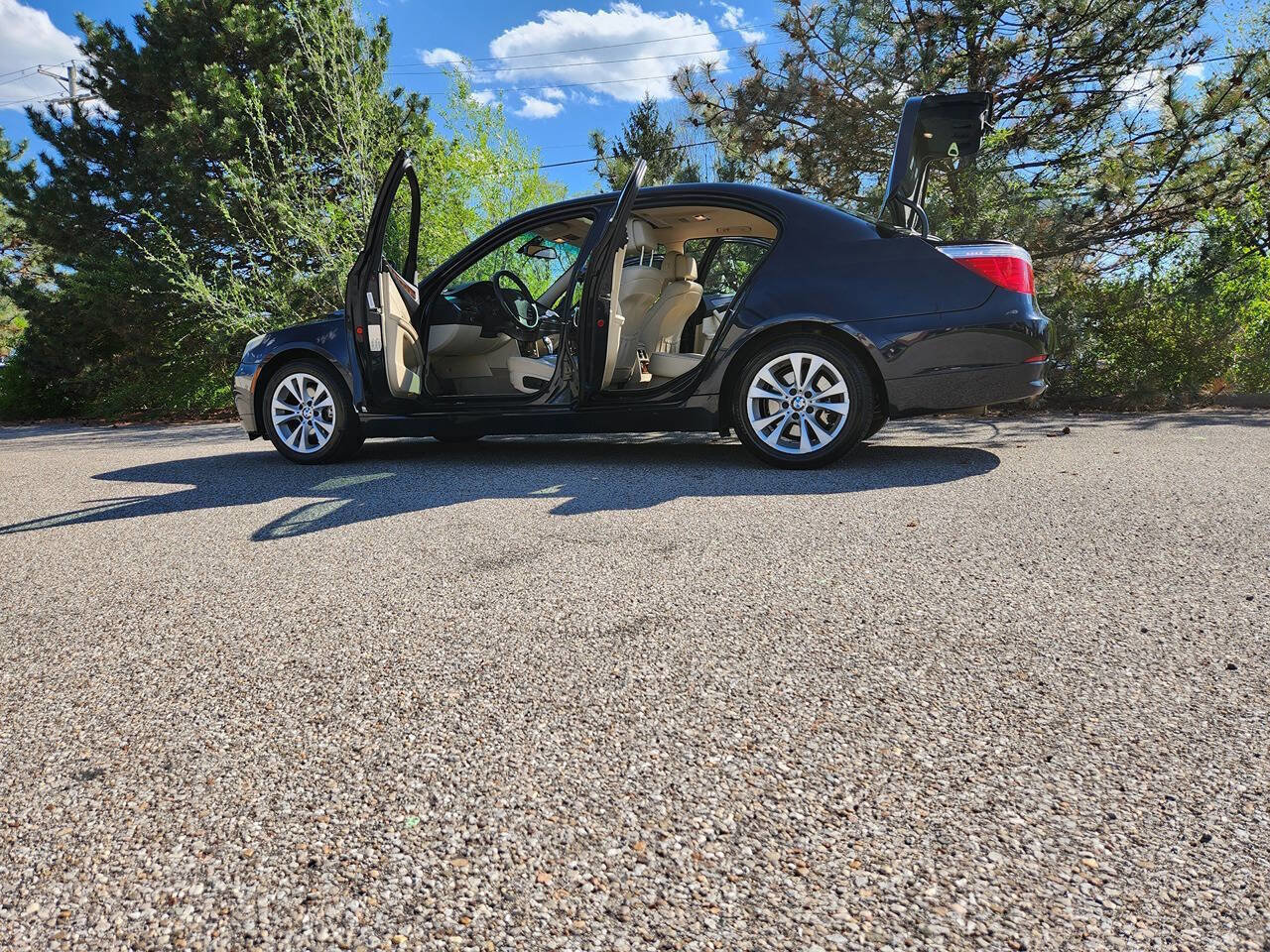 Used 2010 BMW 535i xDrive Sedan image 24