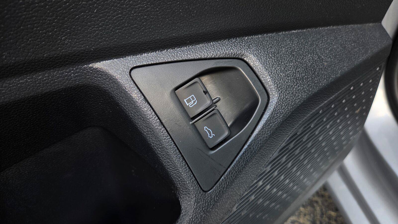 Certified 2023 Volkswagen Jetta SEL FWD image 21