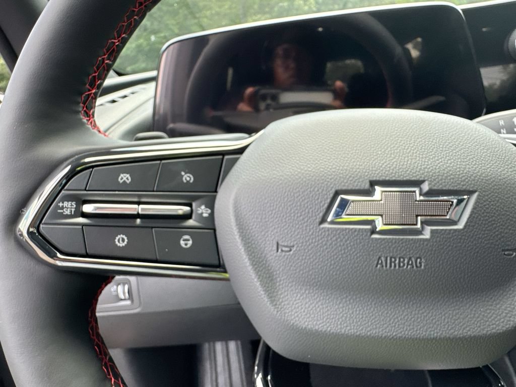 New 2026 Chevrolet Traverse RS FWD image 16
