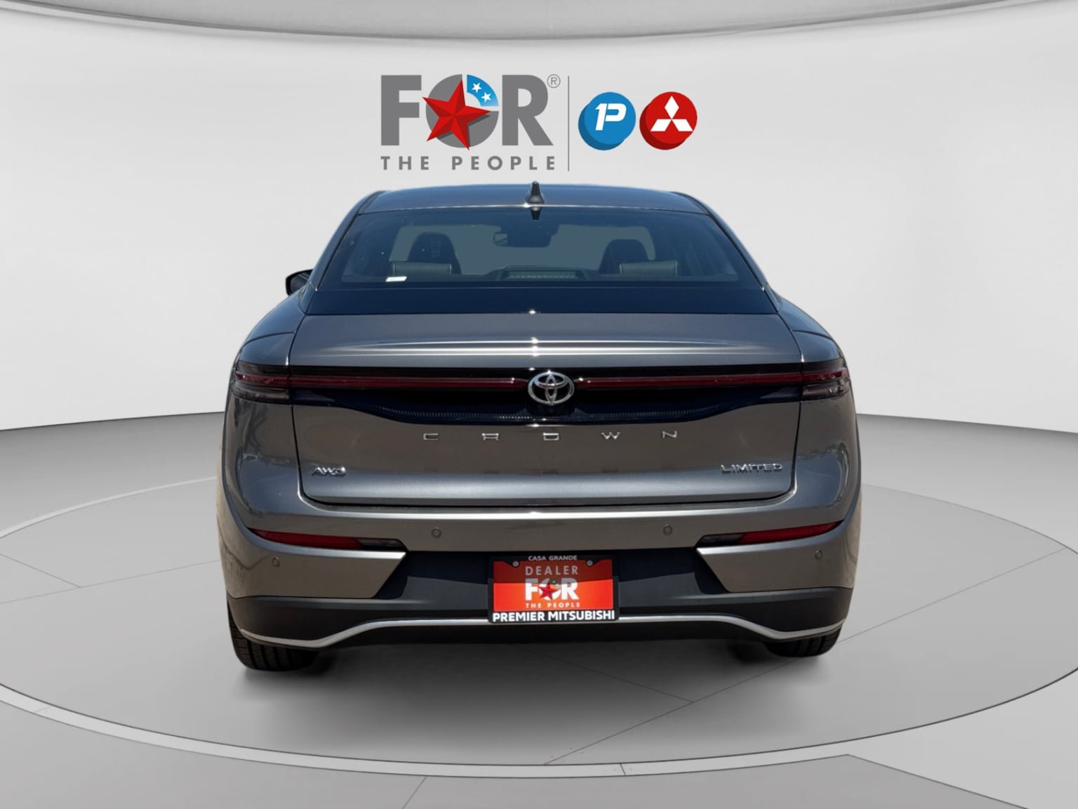 Used 2023 Toyota Crown AWD/4WD image 4