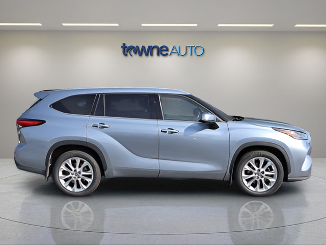 Used 2022 Toyota Highlander Limited AWD/4WD image 6