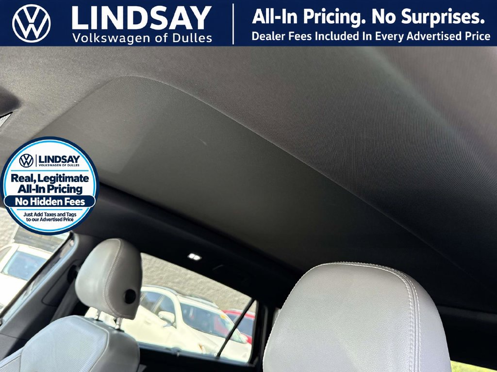 Used 2024 Volkswagen Atlas Cross Sport SEL R-Line AWD/4WD image 16