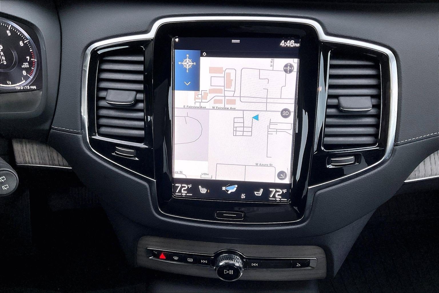 Used 2022 Volvo XC90 T6 Inscription w/ Climate Package image 9