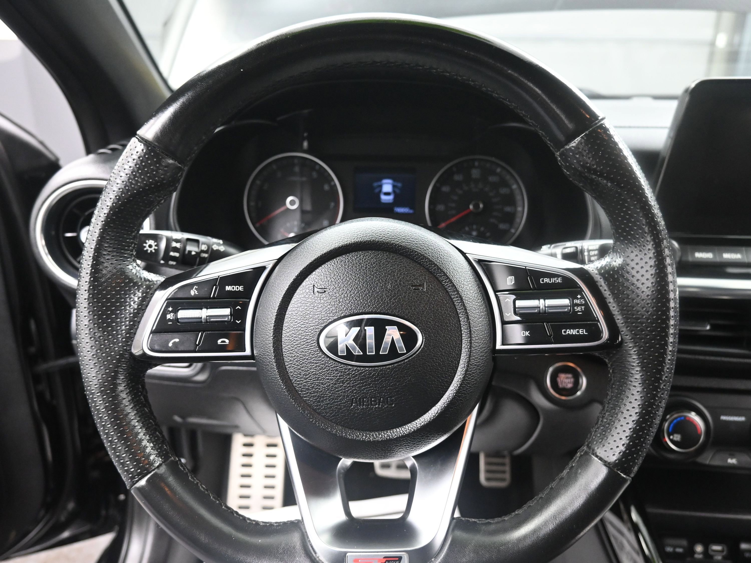 Used 2021 Kia Forte GT-Line image 19