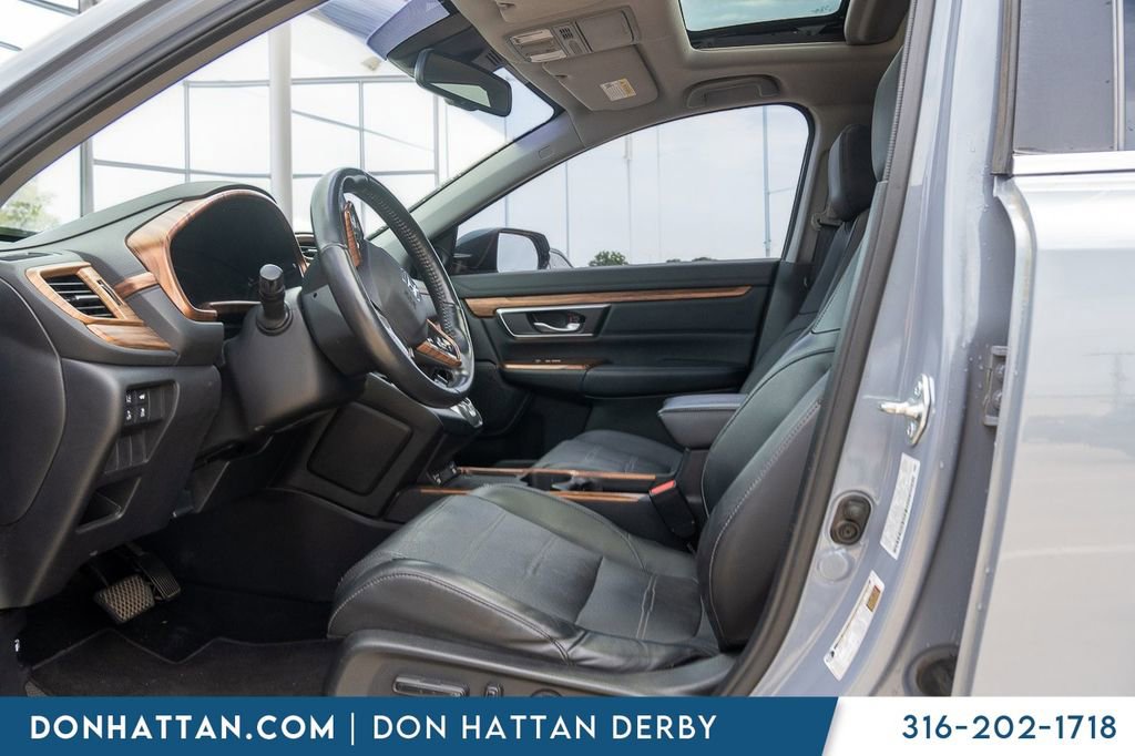 Used 2021 Honda CR-V Touring image 3