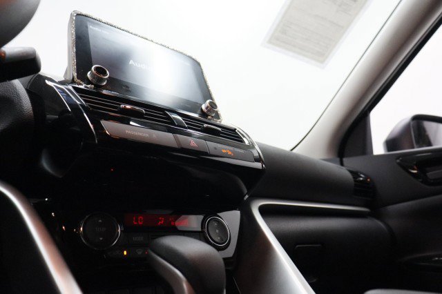 Used 2024 Mitsubishi Eclipse Cross LE AWD/4WD image 14