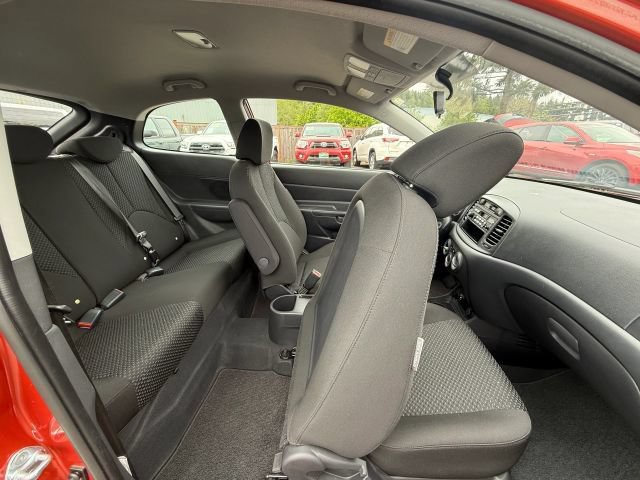 Used 2010 Hyundai Accent GS FWD image 19