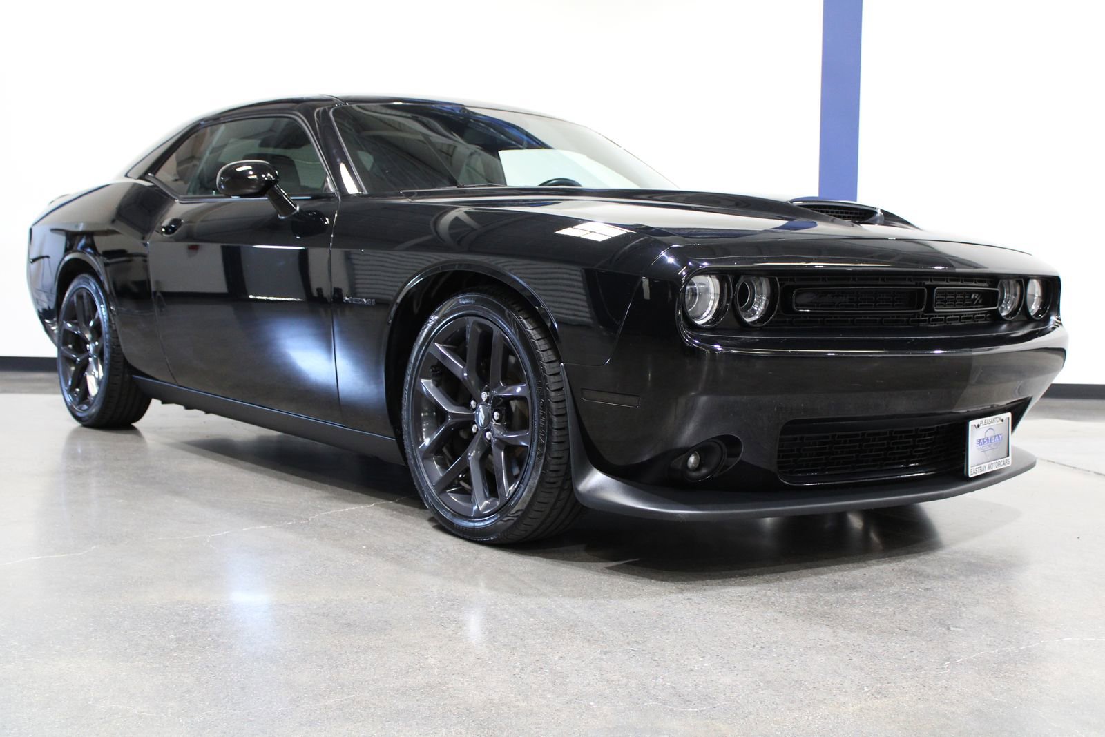 Used 2021 Dodge Challenger R/T w/ Plus Package RWD image 3